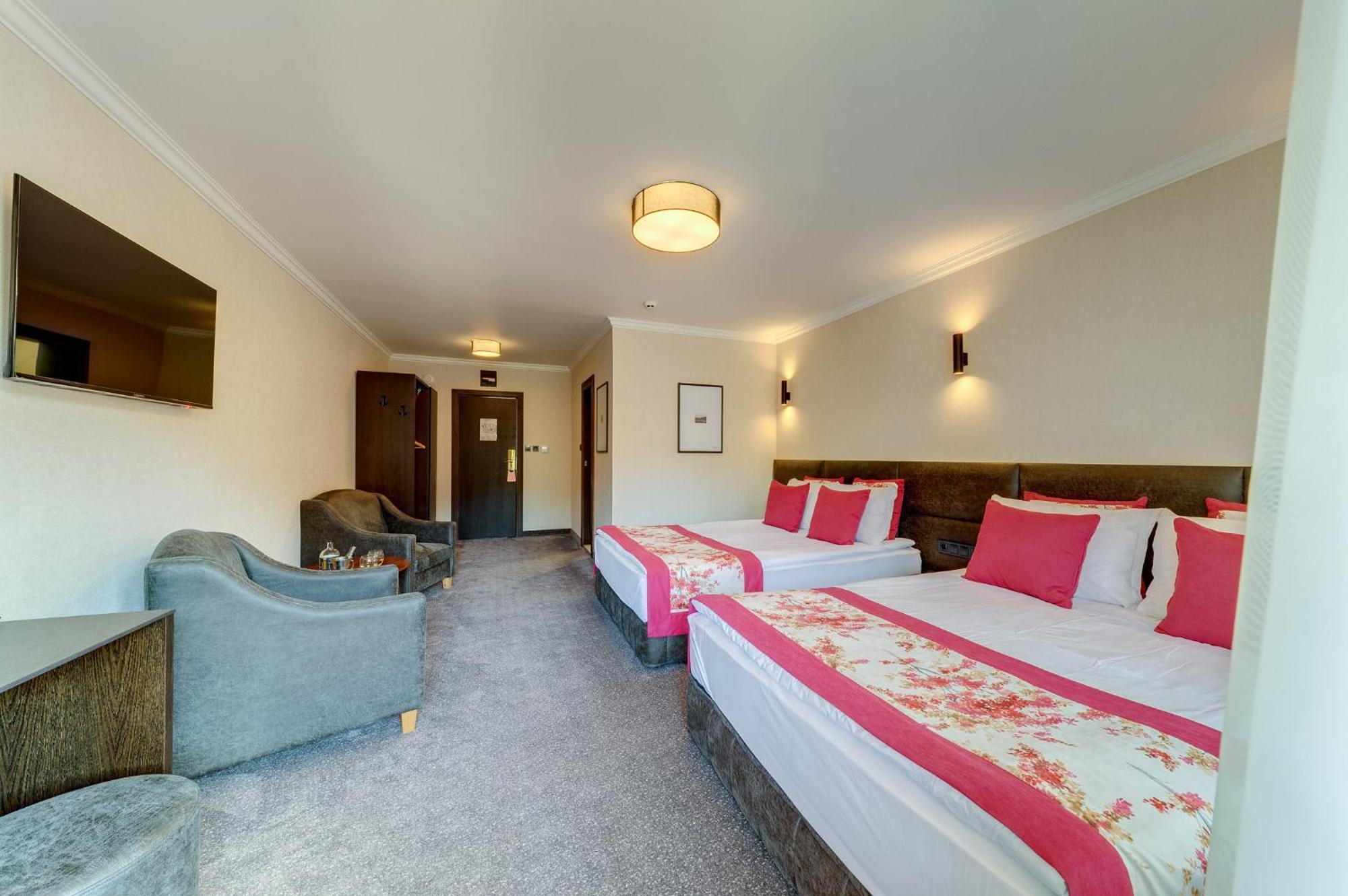 Spa Hotel Kiparis Σμόλιαν Εξωτερικό φωτογραφία
